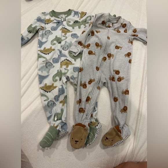 Carter's Kids One Pieces - Dinosaur and Lion Prints Fleece PJ - Picture 1 of 7